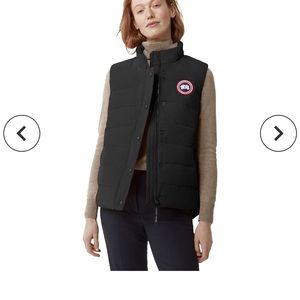 Brand new Authentic Canada goose vest still have the packaging